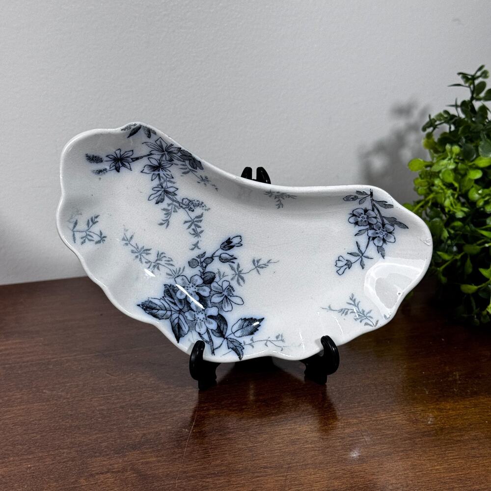 Antique Floral Bone Dish Alfred Meakin Blossom Ironstone Blue White England 6.5"